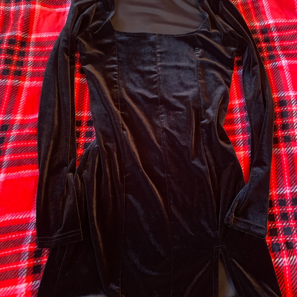 Black Velvet Long Sleeve Dress with Slit